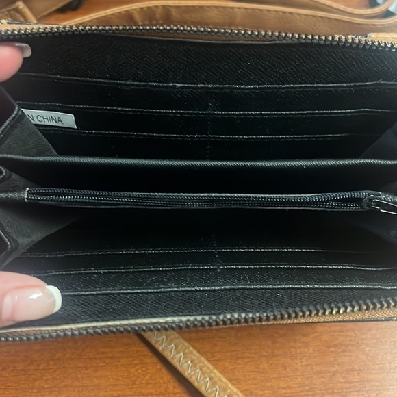 POLO CLUB PURSE AND MATCHING WALLET - Picture 7 of 7